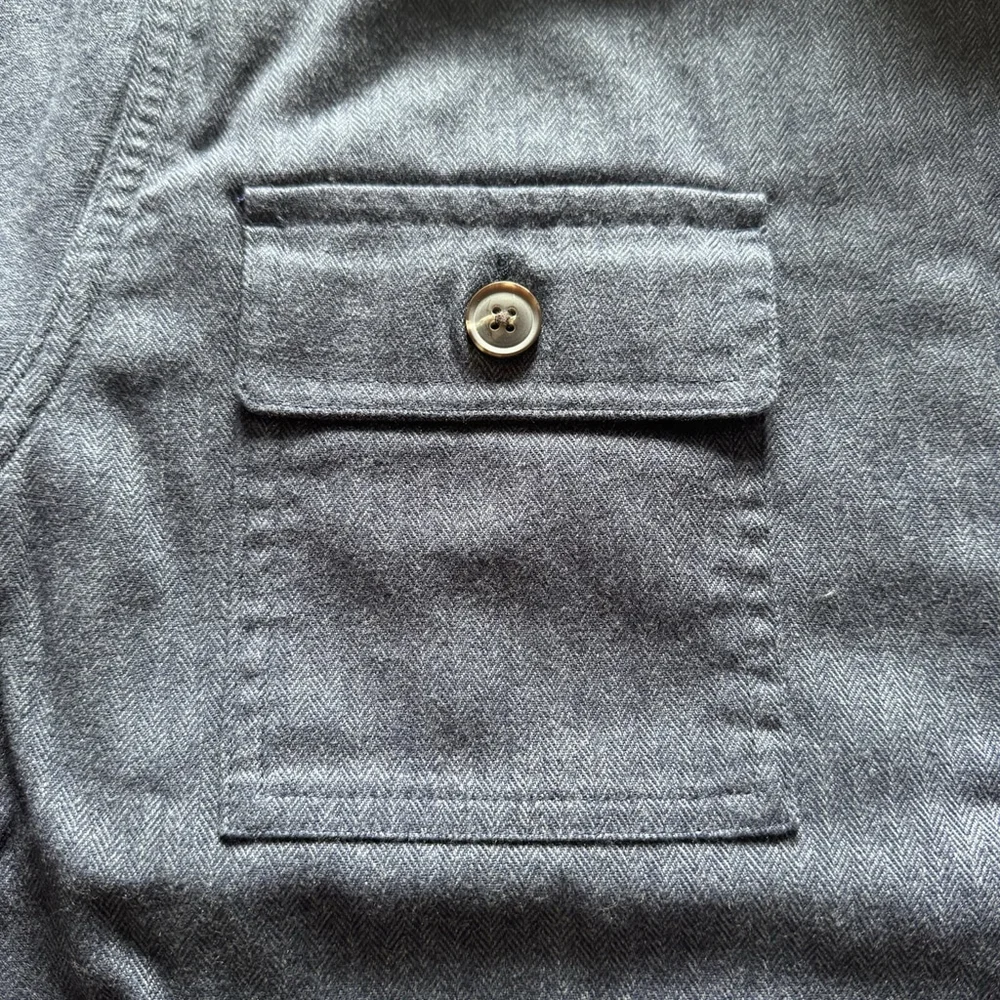 Duck Head Men's Lightweight Shirt Jacket in Navy Blue